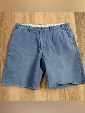 Polo by Ralph Lauren Men’s Faded Light Blue Flat Front Raw Hem Shorts size 38